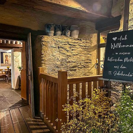 בראובאך Landgasthof Zum Weissen Schwanen מראה חיצוני תמונה